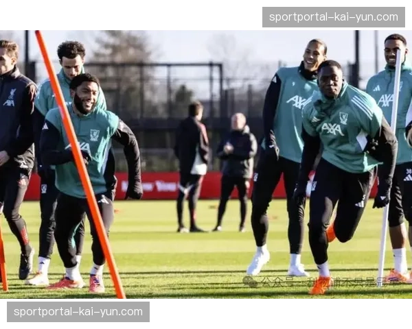 利物浦七名伤员集中中后场，戈麦斯训练回归缓解防线压力